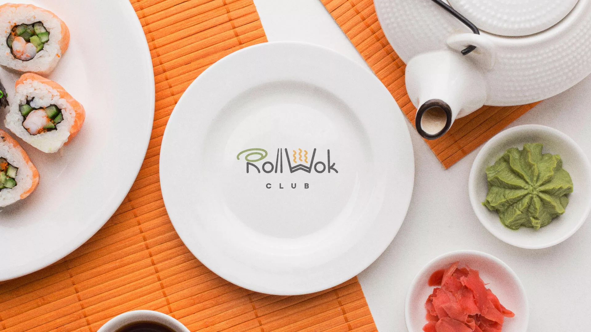 Разработка логотипа и фирменного стиля в Дятьково для суши-бара «Roll Wok Club» Разработка логотипа и фирменного стиля в Дятьково для суши-бара «Roll Wok Club»